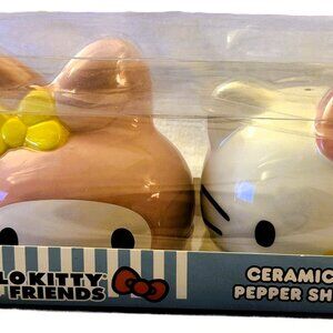 New Sanrio Hello Kitty And Friends Ceramic Salt & Pepper Shaker Set